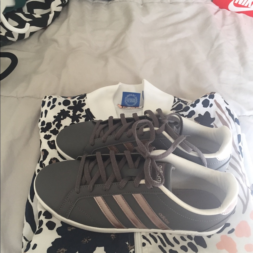 cute & comfy adidas